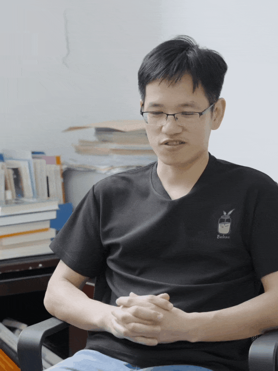 90后农民工意外走红：“他是中国的一个奇迹”