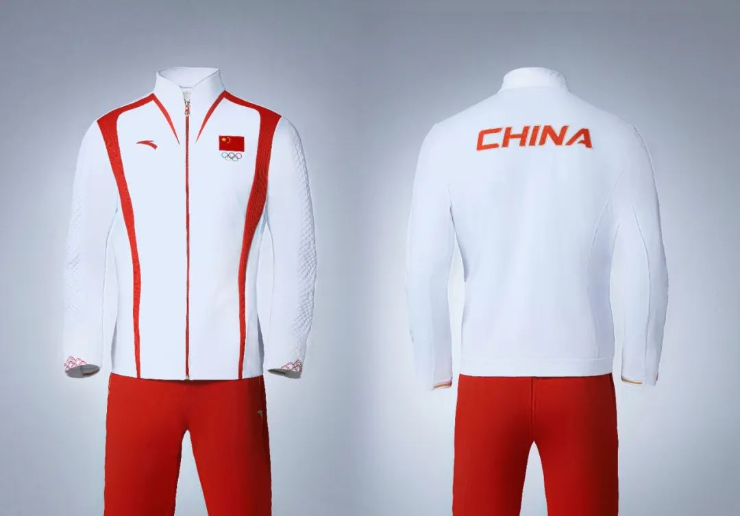2024巴黎奥运会中国体育代表团领奖服“上新”了！