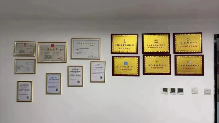 ​诈骗又有“新赛道”，瞄准这一群体！上海有人交了两万多元换来一张旅游签证…… ... ...