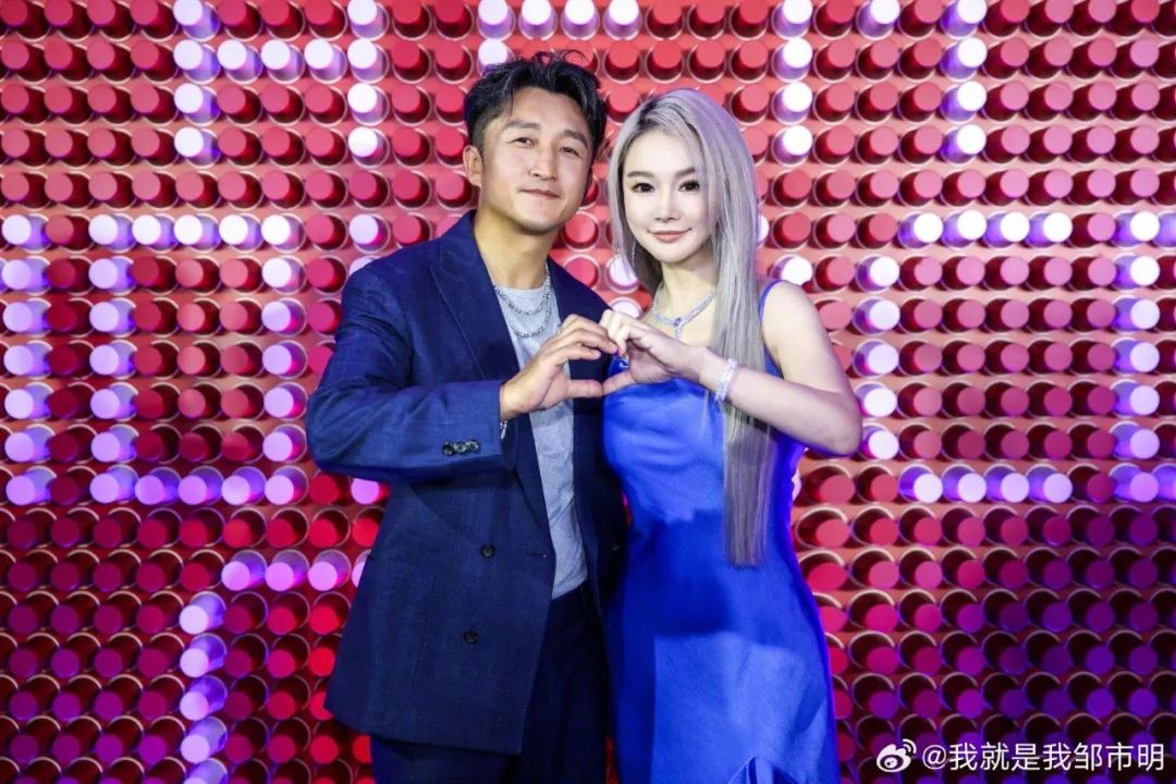 热搜第一！明星夫妇自曝创业七年卖掉所有房产
