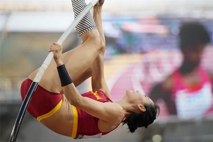 突发！“撑杆跳女神”宣布退出巴黎奥运会