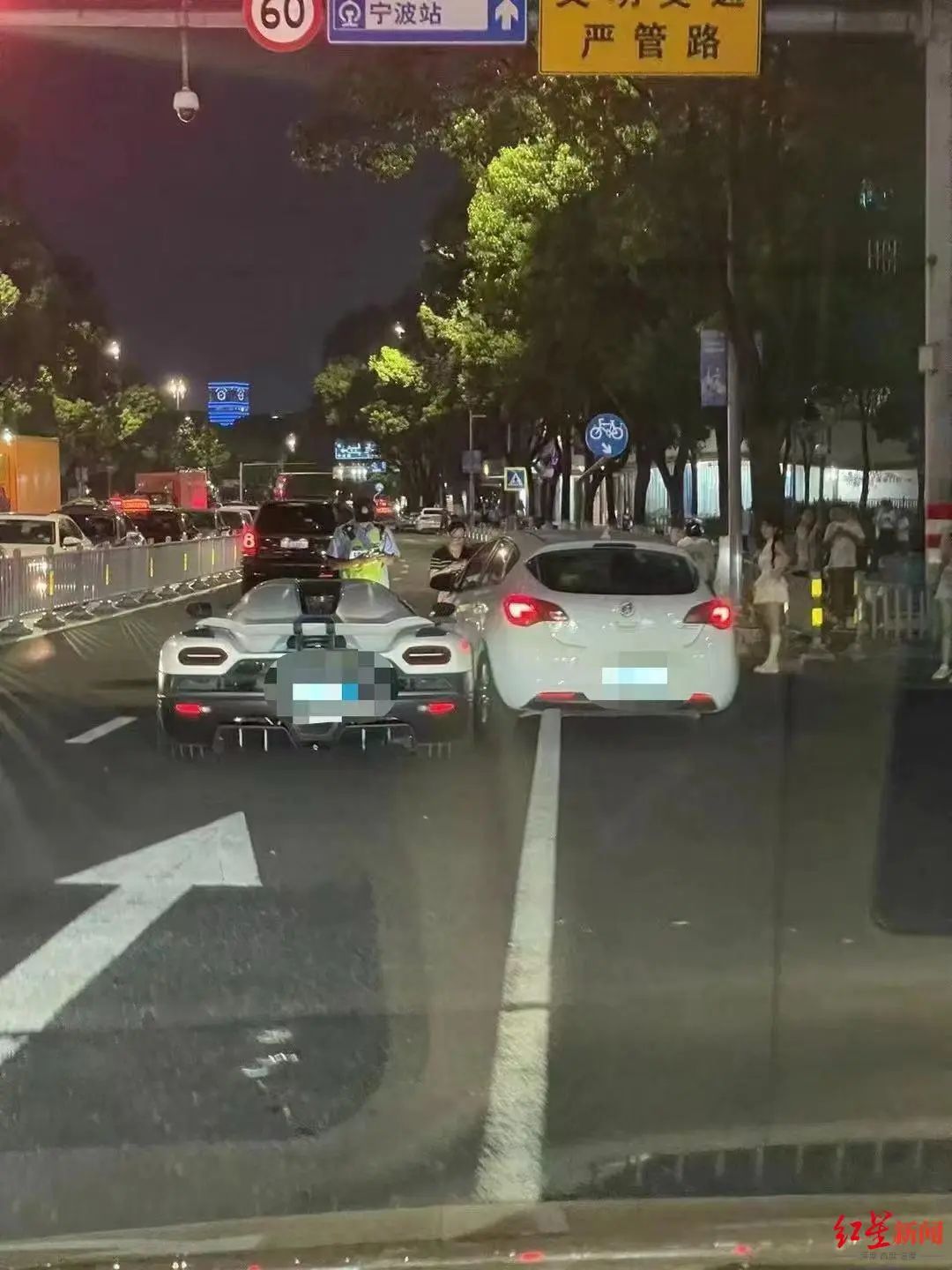 别克全责！4700万柯尼塞格被撞定损406万？车主回应：定损结果没出，不会为难对方 ... ...