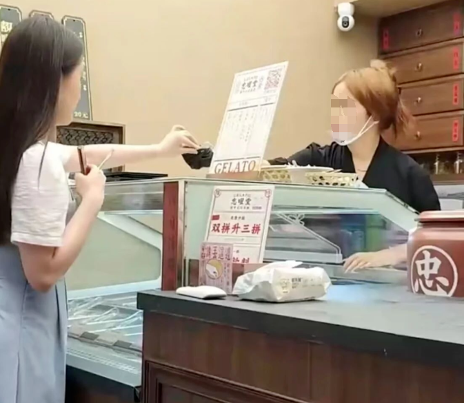 冲上热搜！爆火！一份38元卖断货，医生提醒：没用