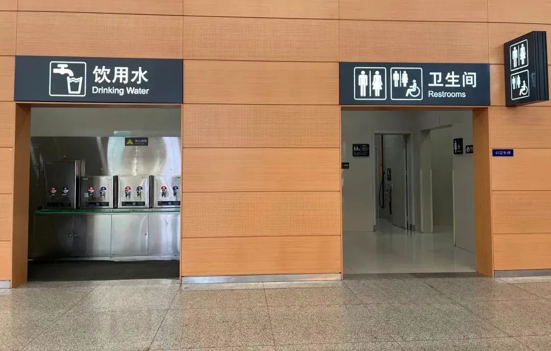 “热烈欢迎”，火车站男女厕位比改为1:2