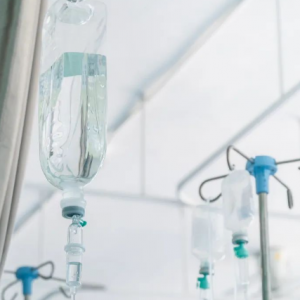 高烧超40℃、面瘫，女子昏迷进ICU！只因吃了家里的......