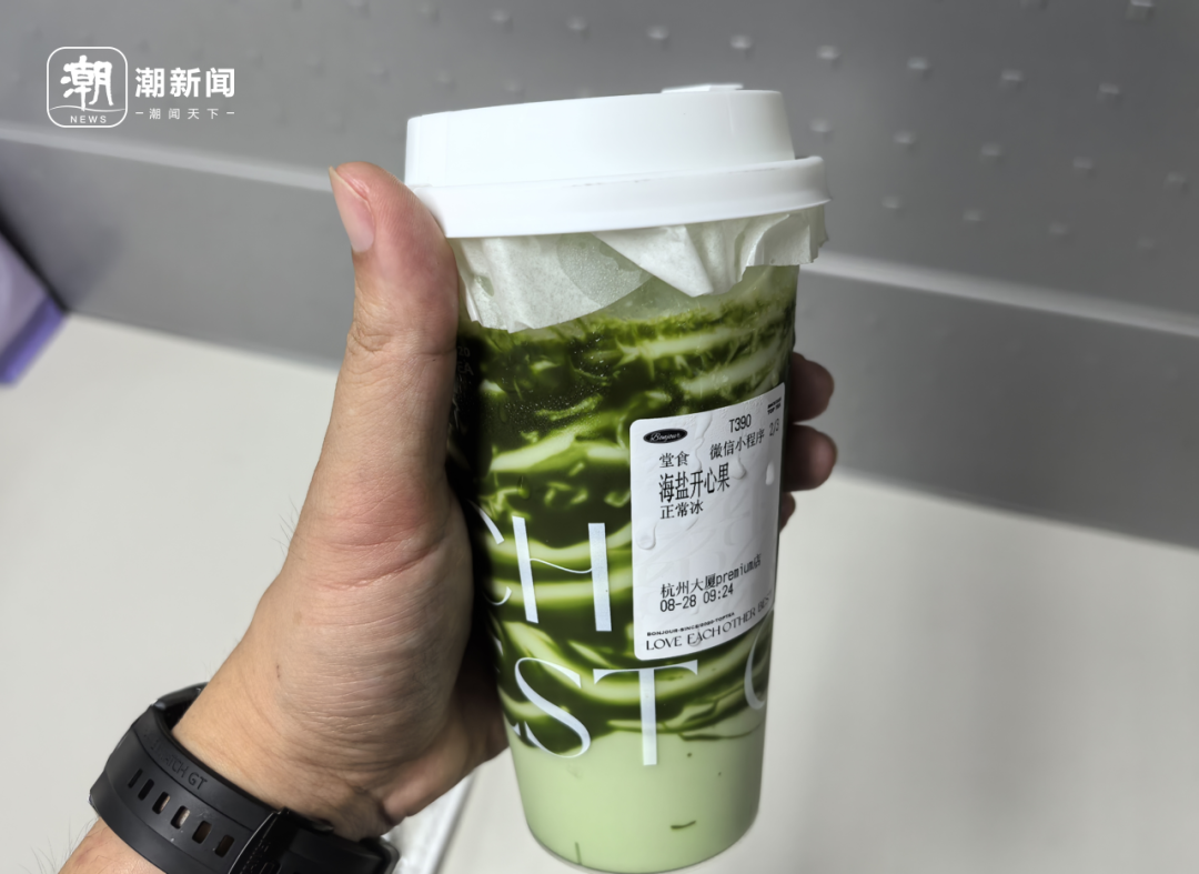排队1300杯等11小时！杭城这杯奶茶太“疯狂”，什么套路