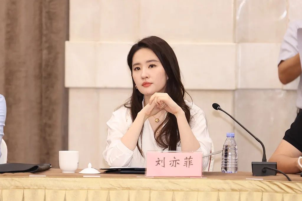 知名女演员，被取消资格！