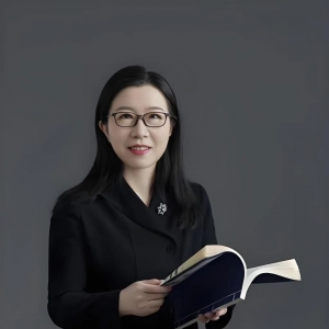 女博士无意发现下巴长了硬硬的东西，“爸，我生病了，白血病……” ... ... ...