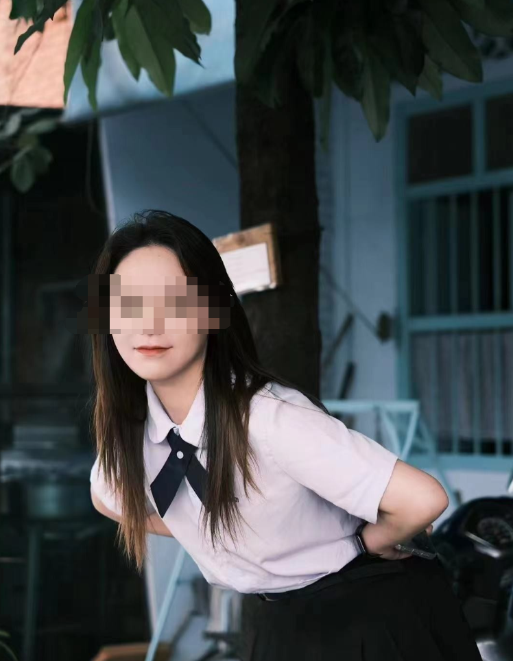苍南音乐女教师出轨事件后续：被抓现行视频曝光，两个原配上演混合抓 ... ...