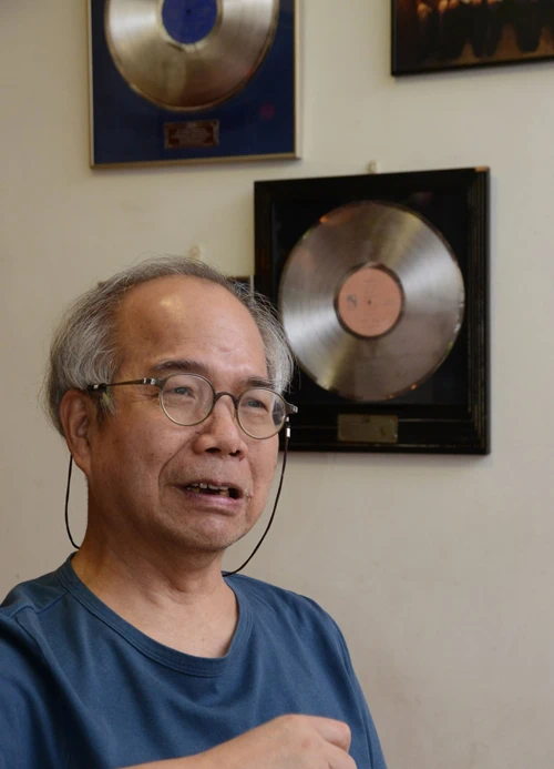 香港知名填词人去世，一曲《万里长城永不倒》家喻户晓，一生留下3000多首歌曲 ... ...