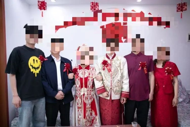 湖北26岁小伙被大9岁女子骗婚！陪嫁46万存款、100克金条、怀孕报告都是假的，岳父岳母 ...