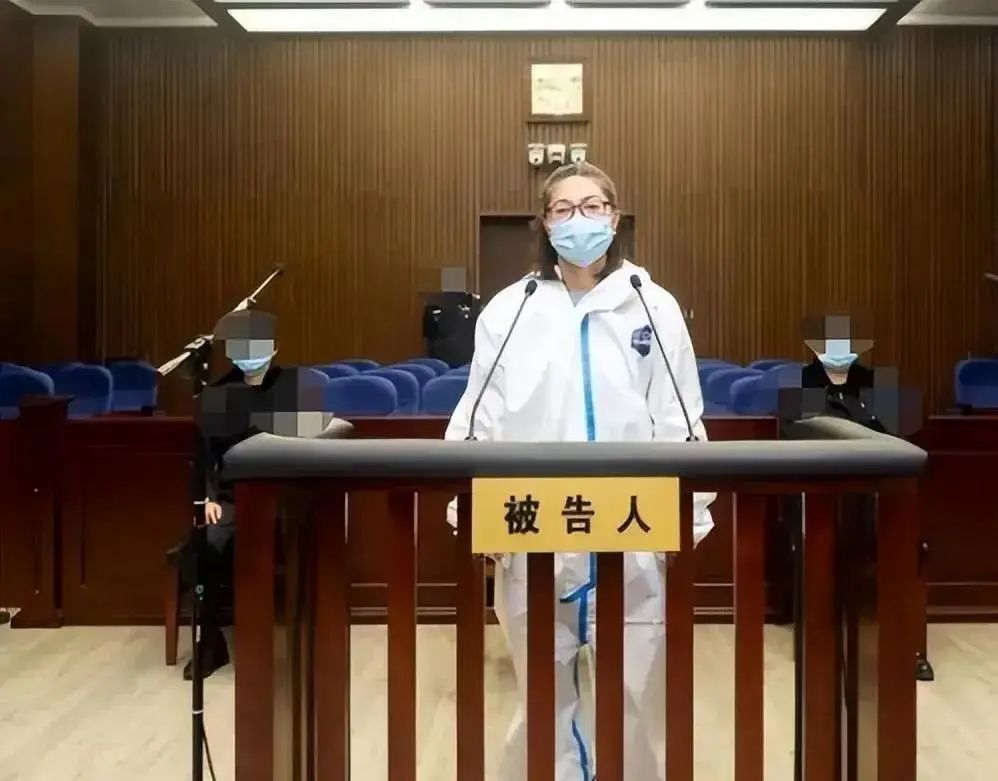 上海警界第一“女色虎”唐丽娜，热衷养鸭，从鸭床上被带走！ ...