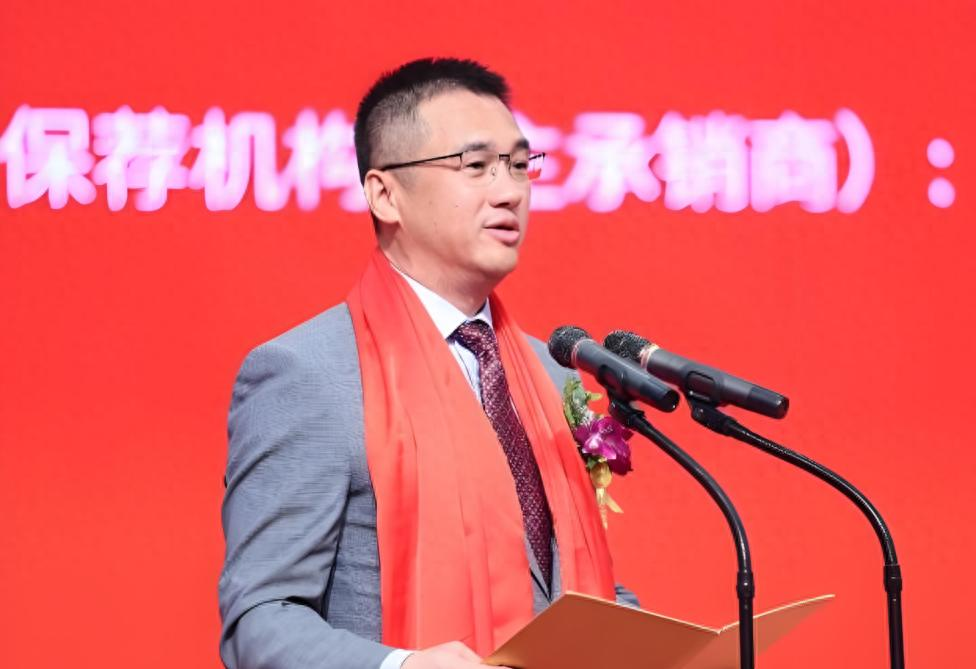 又见天价离婚，9亿进入前妻钱包，烟草反腐风暴下的完美撤退？ ... ...