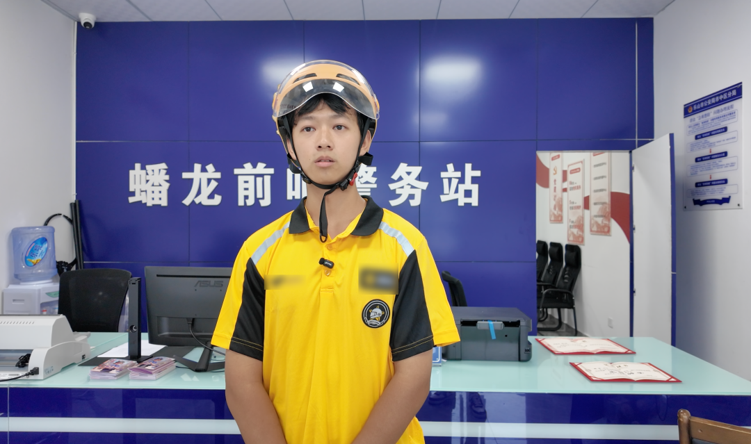 带血枕头从天而降，报警救人的外卖小哥是他！