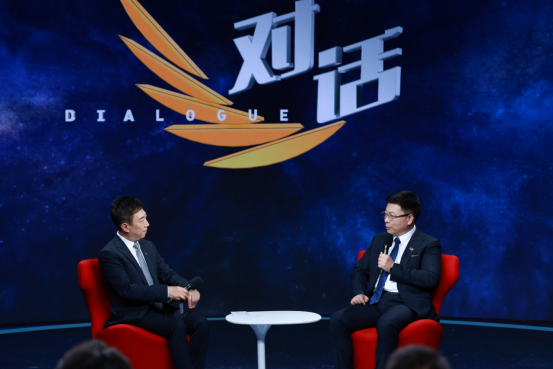华为4年后重夺第一，余承东：鸿蒙生态今年底与安卓和iOS看齐 ... ...
