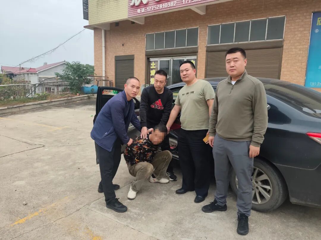 男子在广东抢劫杀人、在江西拦路抢劫，潜逃29年被抓获，冒用他人身份“改头换面”藏匿 ...