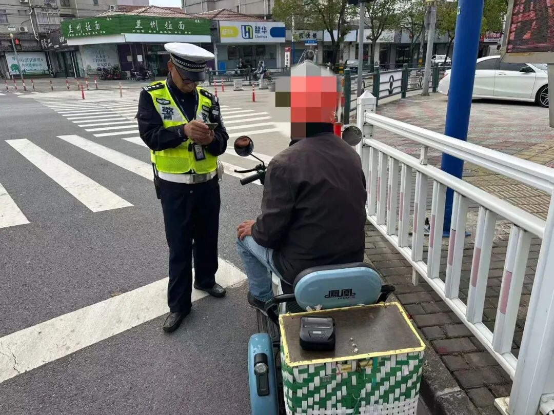 上海警方：全市严查！6种行为已被盯上，一周内多人被罚