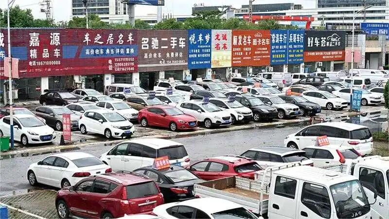 二手燃油车单辆拍卖，新能源车却1000辆一包卖