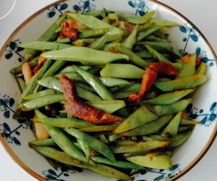 这菜是补钙高手，钙含量是鸡肉的7倍，黄豆的2倍，再贵也让孩子吃 ...
