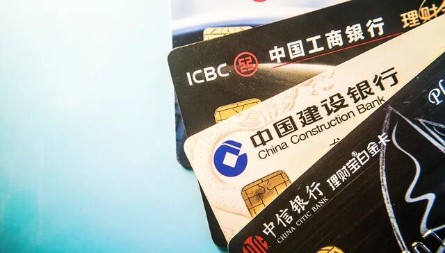 水贝商户频繁“涉诈”遭冻卡