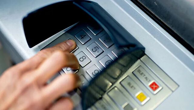 明年1月1日起，取款超5万无需登记