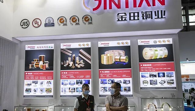 “宁波铜王”分家产，两名80后子女获34亿元股权