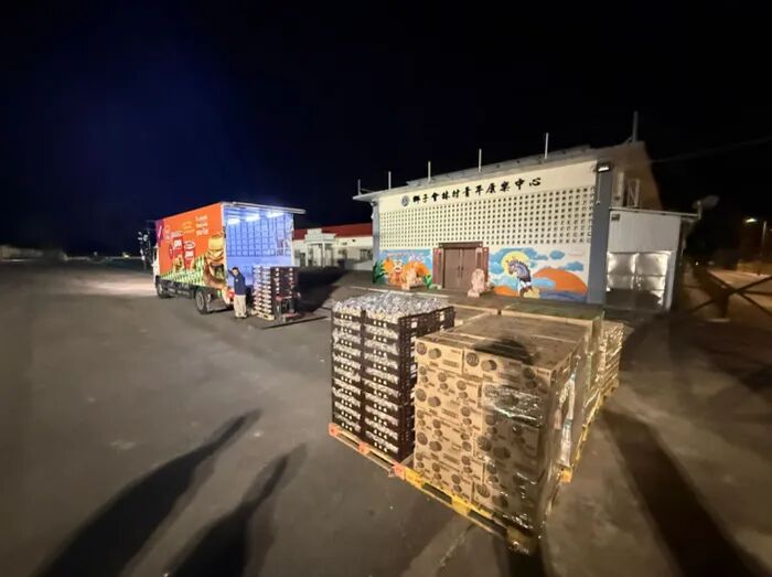 477亿！刘强东要在香港干票大的