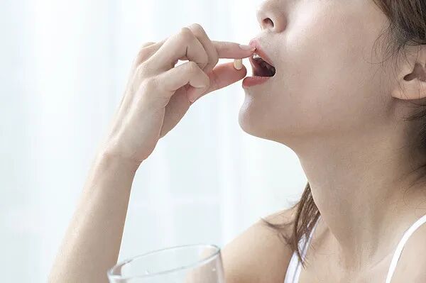 杭州姑娘听信姐妹群里“神建议”，连吃半年被紧急送医，检查结果把她吓懵，医生：必须 ...