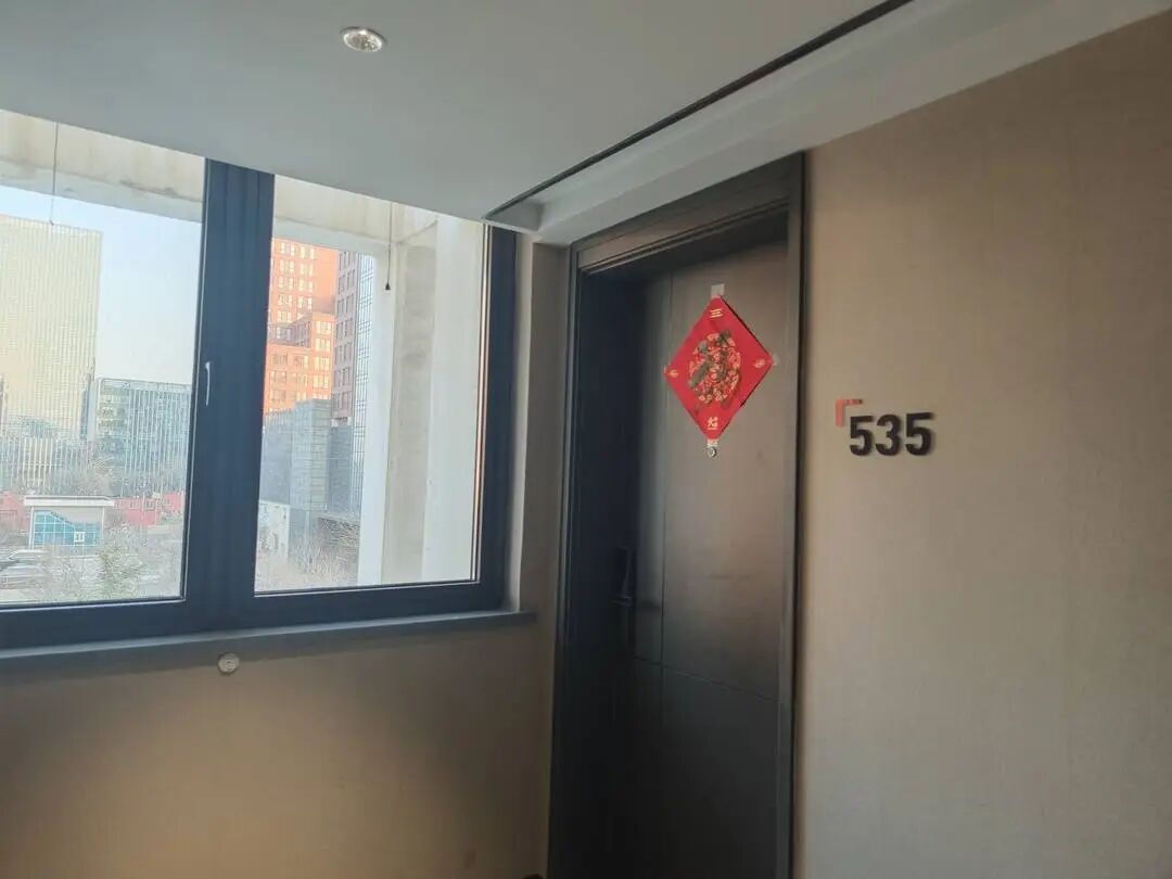 交了电费还要交空调费？女子退租后因3177元空调费起诉租房平台：都够买台新空调了，合 ...