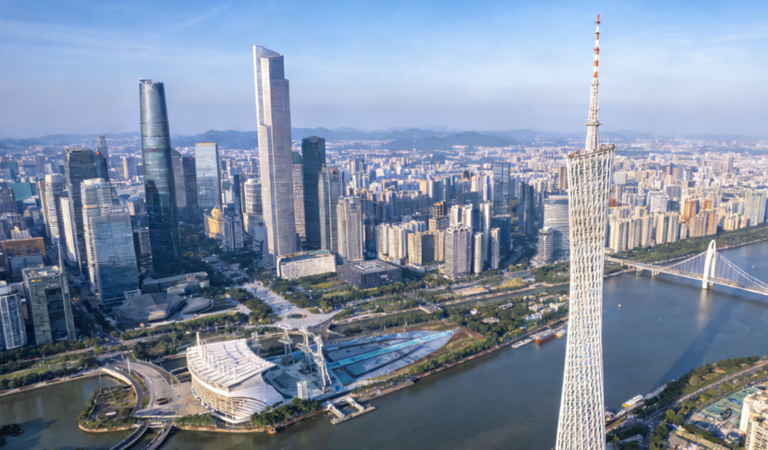 2026丙午马年春节的余温尚未完全散尽，房地产市场却已经提前进入火热状态。2026年3月，全国两会重点强调持续用力稳楼市，因城施策调减限制性措施，控增量、去库存、优供给，探索多渠道盘活存量商品房，下调个人住房  ...