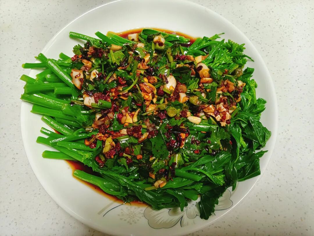 跟着节气寻味春天，限定美味之一菜三吃，把春天吃进肚子里 ... ...