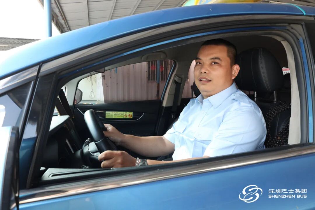 3岁幼童高烧昏迷，深圳的哥喊话110：我需要闯红灯，很着急！很着急！ ... ...