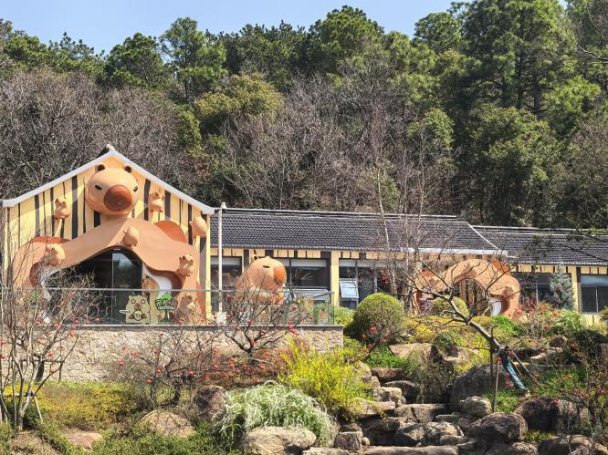 无锡植物园悬赏10000元寻越狱卡皮巴拉，最新回应：属实，找到除奖金外还可获终身免费  ...