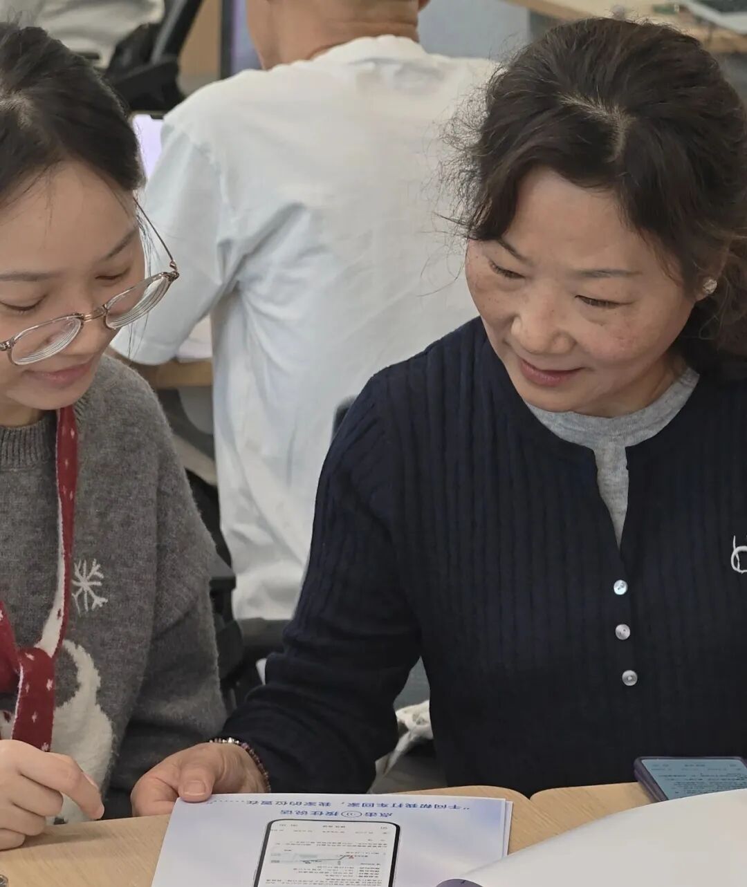 不用再麻烦子女了！80岁老人亲测：AI打车，一句话就搞定