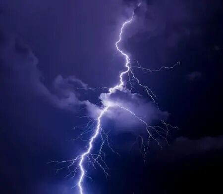 凌晨3点，武汉一女子被雷声惊醒，突然胸口憋闷、呼吸困难！医生：已接诊42例 ... ...