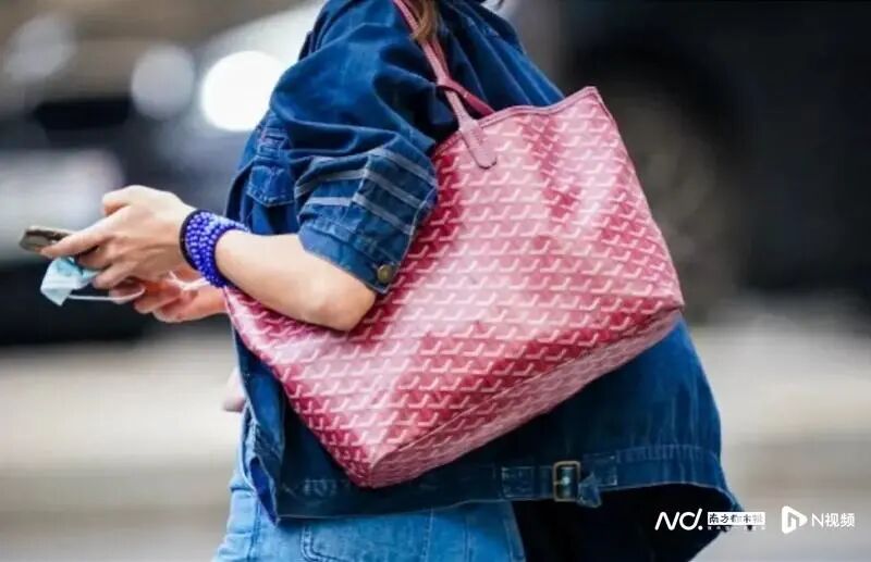 知名品牌连关2店！网友：曾花过40万，现在真的觉得浪费钱