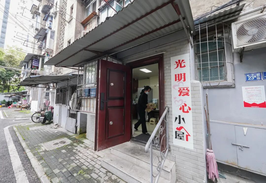 化疗刚结束的妻子深夜痛哭：“我不想治了，放过我，也放过你和孩子”，不久后夫妻俩共 ...