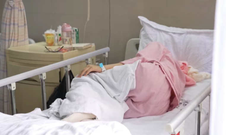 陪我2个小时”，24岁女孩在网上下了一个“特殊订单”，接下来的事情意想不到…… ... ...