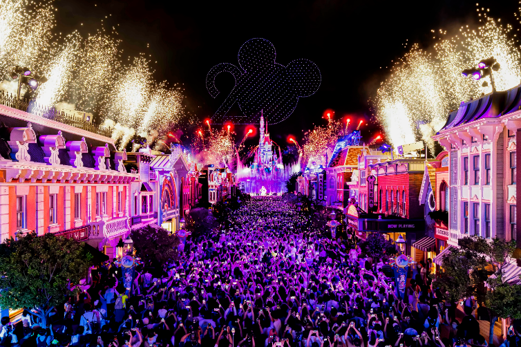 狂赚5.36亿！香港迪士尼火了